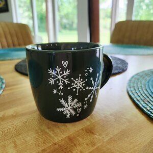 Starbucks Holiday Snowflake Christmas Mug Green 14 oz